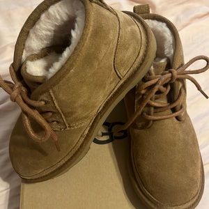 UGG BOOTS